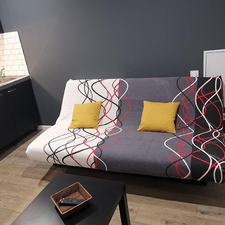 Studio Cosy Au Pied Du Metro Flachet Villeurbanne Dış mekan fotoğraf